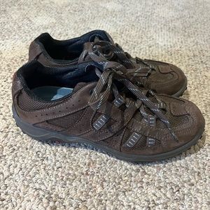 Ecco ladies shoe size 7